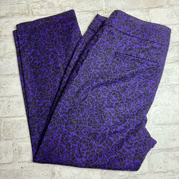 Beautiful Loft Vibrant Purple Marisa Pants Black Floral Rose Print EUC 10P - Picture 2 of 9
